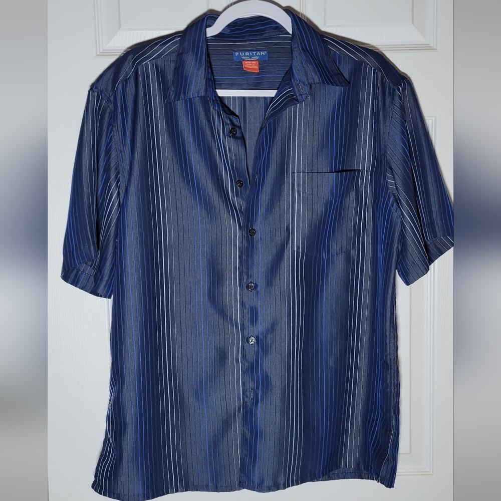 Men's Medium Puritan Blue Striped Short Sleeve Button Up Shirt